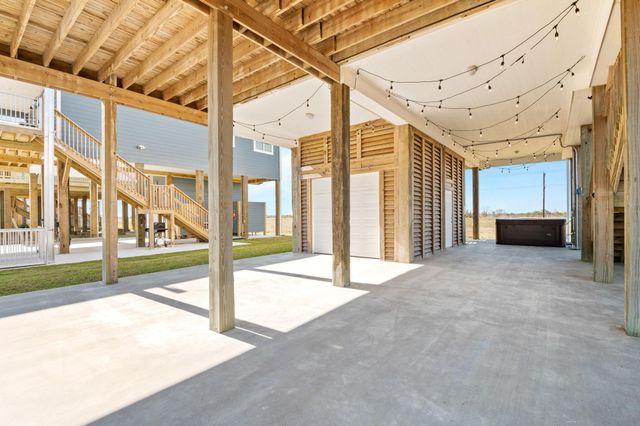 3275 Hidden Gold, Crystal Beach, TX 77650