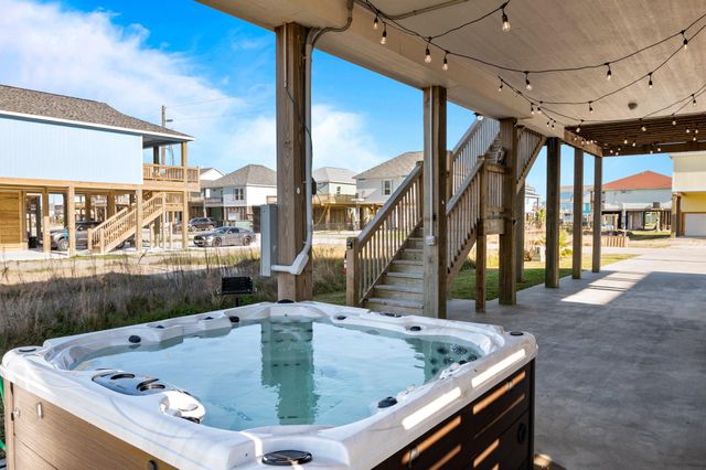 3275 Hidden Gold, Crystal Beach, TX 77650