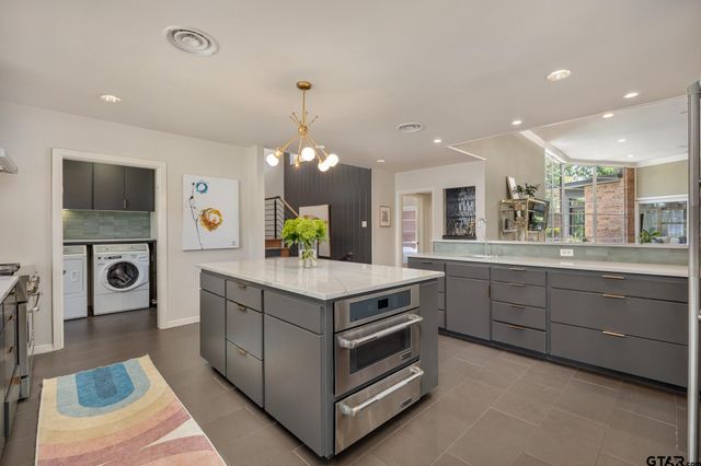 2806 S Keaton Ave, Tyler, TX 75701