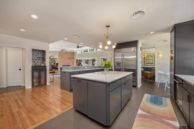 2806 S Keaton Ave, Tyler, TX 75701