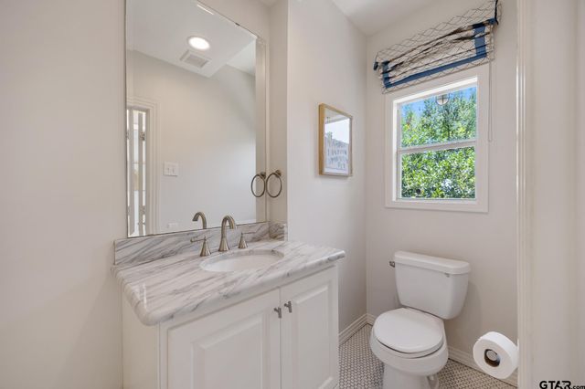 2806 S Keaton Ave, Tyler, TX 75701