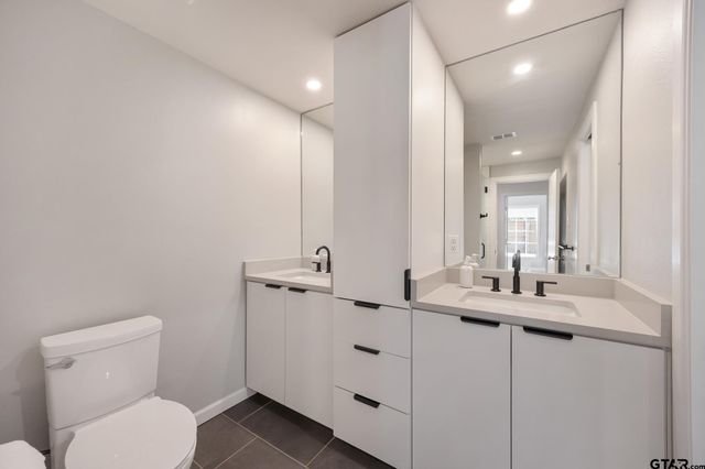 2806 S Keaton Ave, Tyler, TX 75701