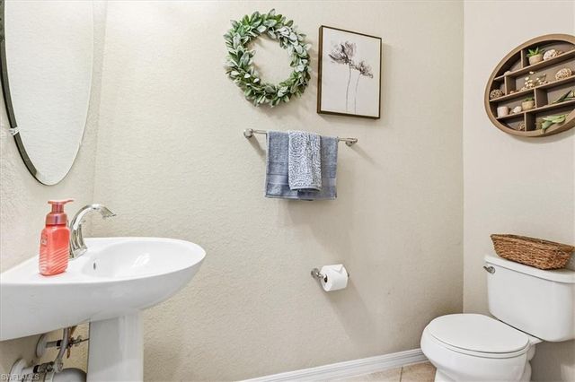 10034 Via Colomba CIR, Fort Myers, FL 33966