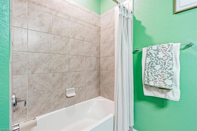 10034 Via Colomba CIR, Fort Myers, FL 33966