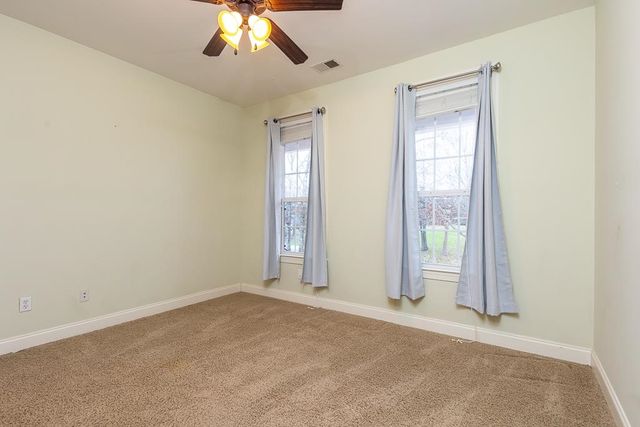 11 NELSON DR SW, Holly Springs, MS 38635