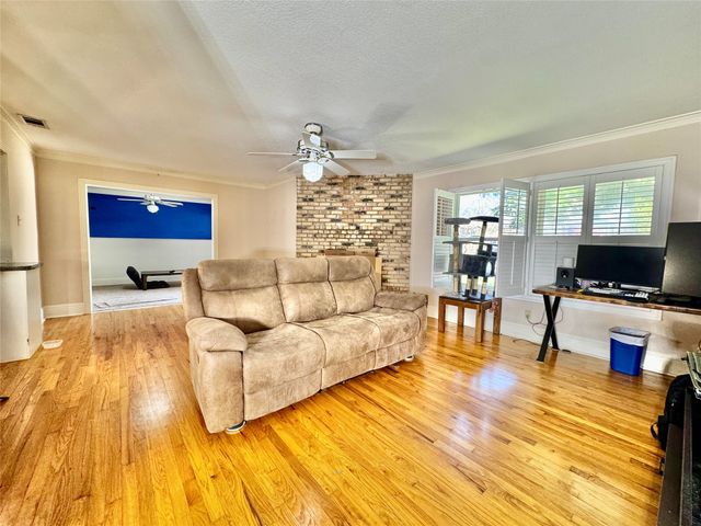 6712 Timothy Drive, Dallas, TX 75227