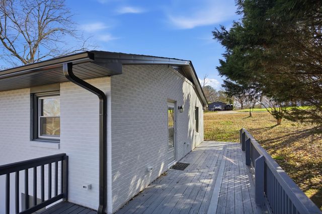 707 Woodlake Road, Anderson, SC 29621