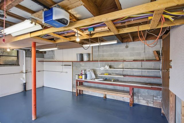 707 Woodlake Road, Anderson, SC 29621