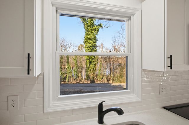 707 Woodlake Road, Anderson, SC 29621