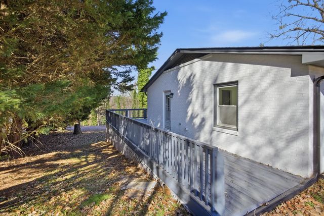 707 Woodlake Road, Anderson, SC 29621