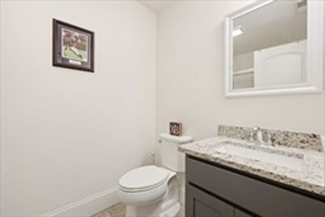 27 Cleary Cir, Norfolk, MA 02056