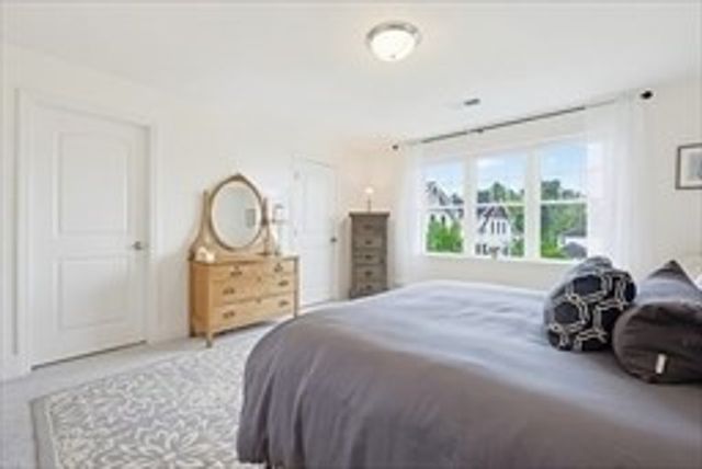 27 Cleary Cir, Norfolk, MA 02056