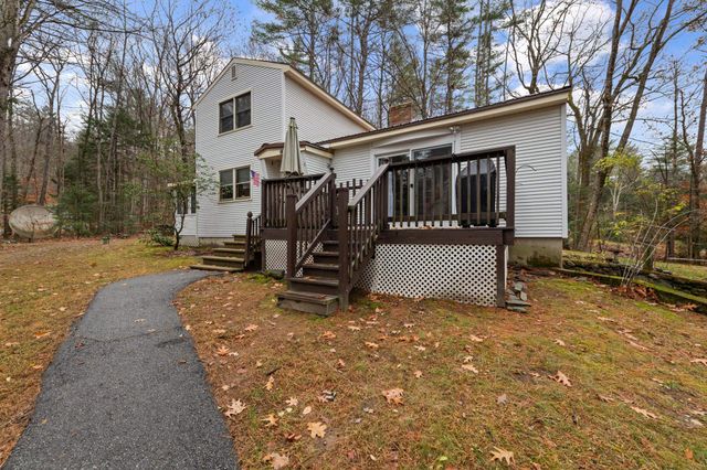 14 Heritage Hill Road, Holderness, NH 03245