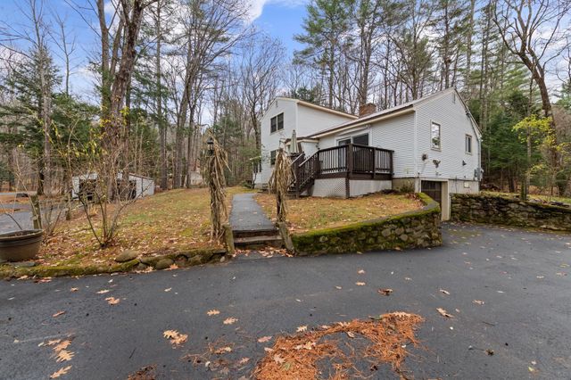 14 Heritage Hill Road, Holderness, NH 03245