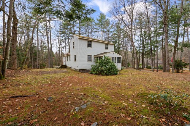 14 Heritage Hill Road, Holderness, NH 03245