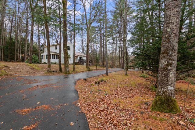 14 Heritage Hill Road, Holderness, NH 03245