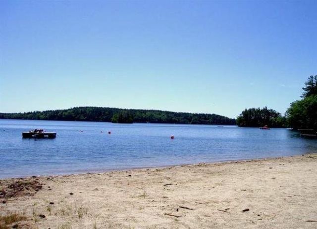 14 Heritage Hill Road, Holderness, NH 03245