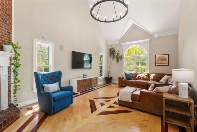 48 Beethoven Ave, Walpole, MA 02081