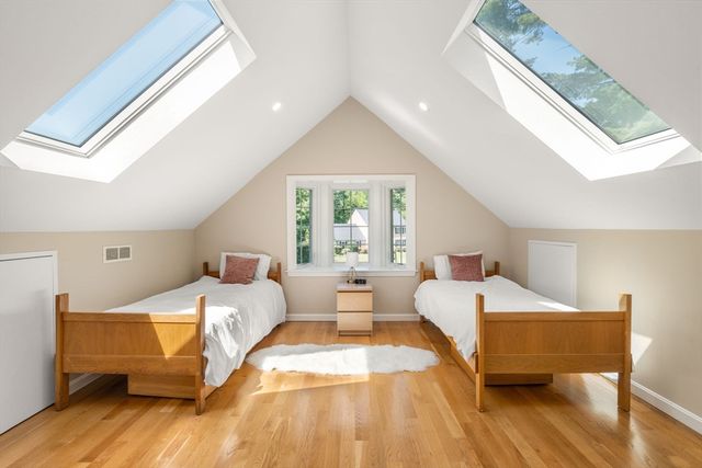 48 Beethoven Ave, Walpole, MA 02081