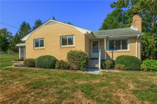 104 Linda Vista Rd, Ohio Twp, PA 15143