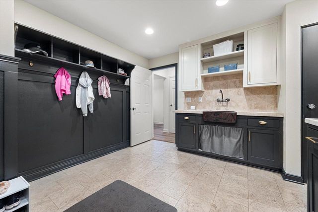 7857 N Lake DRIVE, Fox Point, WI 53217