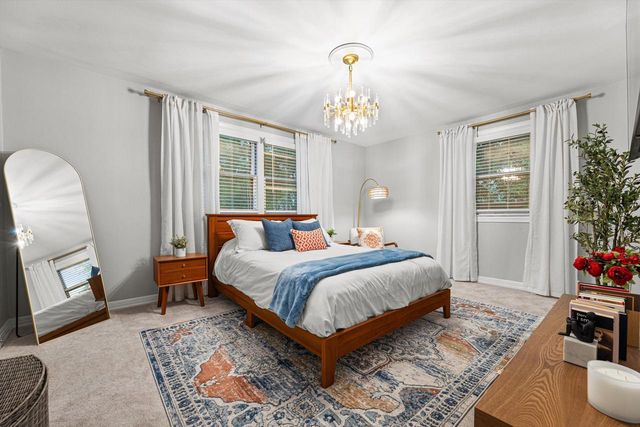 7857 N Lake DRIVE, Fox Point, WI 53217