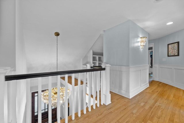 7857 N Lake DRIVE, Fox Point, WI 53217