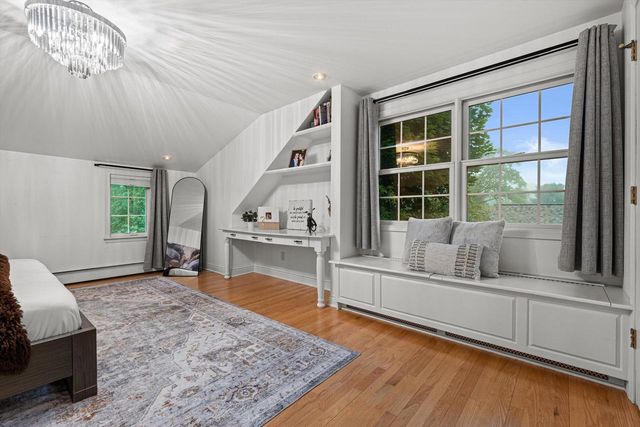 7857 N Lake DRIVE, Fox Point, WI 53217