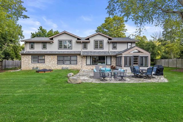 7857 N Lake DRIVE, Fox Point, WI 53217
