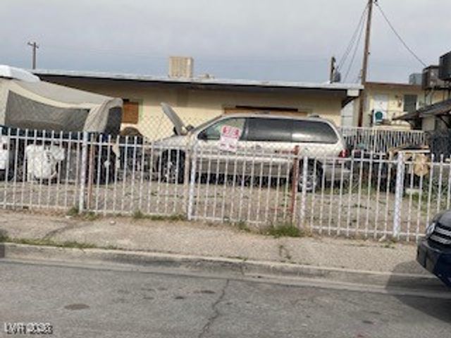 2529 Valley Street, Las Vegas, NV 89101