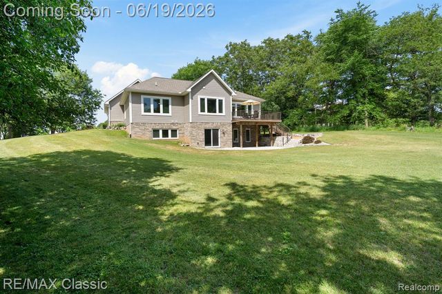 2887 W Joy Road, Ann Arbor, MI 48105