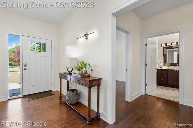 2887 W Joy Road, Ann Arbor, MI 48105