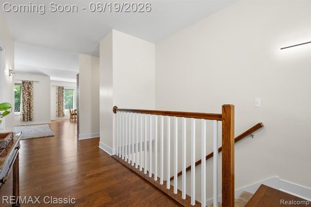 2887 W Joy Road, Ann Arbor, MI 48105