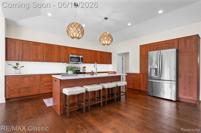 2887 W Joy Road, Ann Arbor, MI 48105