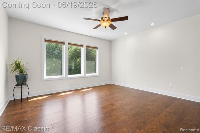2887 W Joy Road, Ann Arbor, MI 48105
