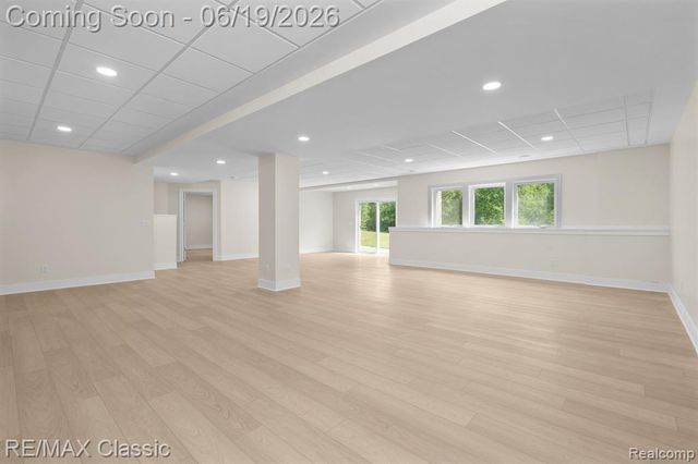 2887 W Joy Road, Ann Arbor, MI 48105