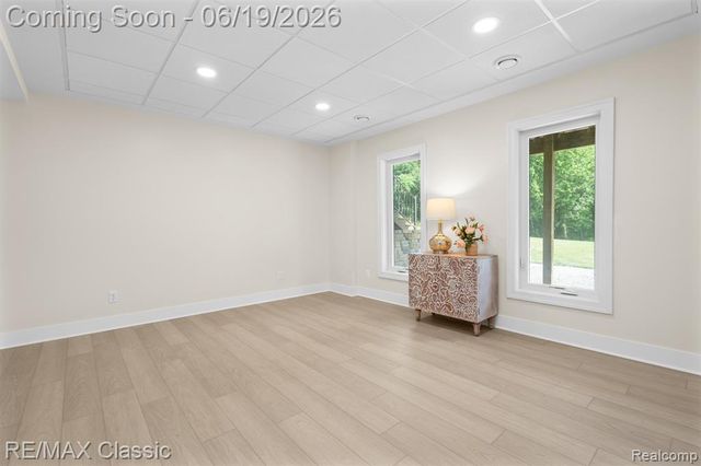 2887 W Joy Road, Ann Arbor, MI 48105