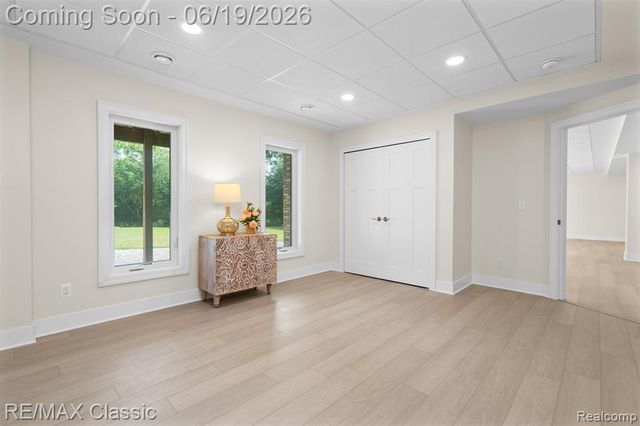 2887 W Joy Road, Ann Arbor, MI 48105