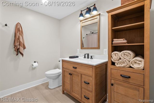 2887 W Joy Road, Ann Arbor, MI 48105