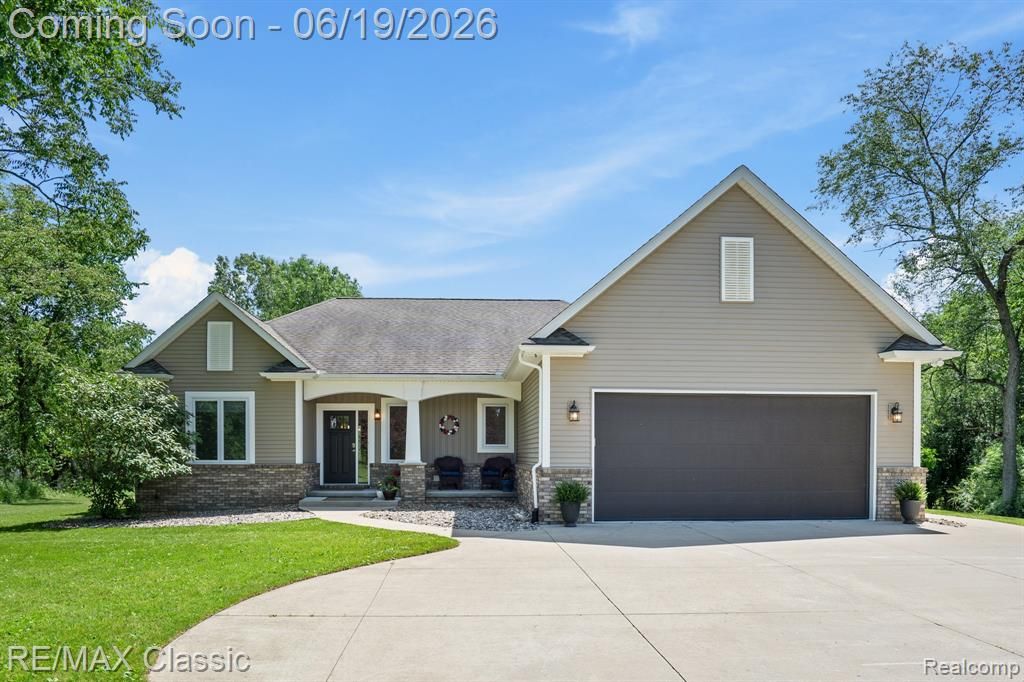 2887 W Joy Road, Ann Arbor, MI 48105
