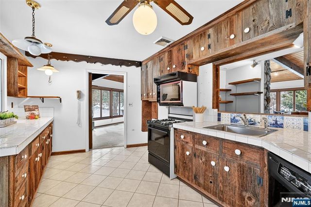 224 Miller Road, Mahwah, NJ 07430