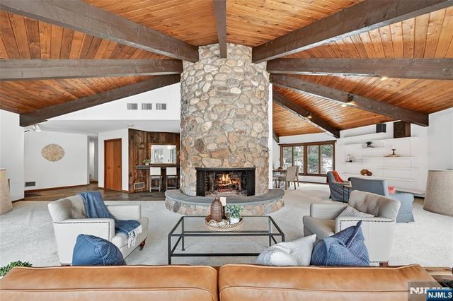 224 Miller Road, Mahwah, NJ 07430