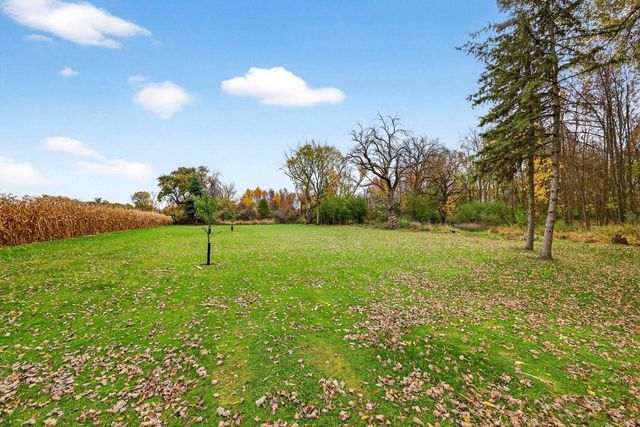 8511 EDGEWATER, Omro, WI 54963