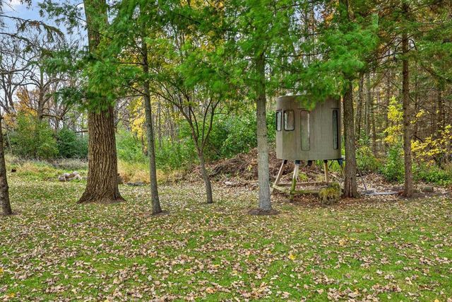 8511 EDGEWATER, Omro, WI 54963