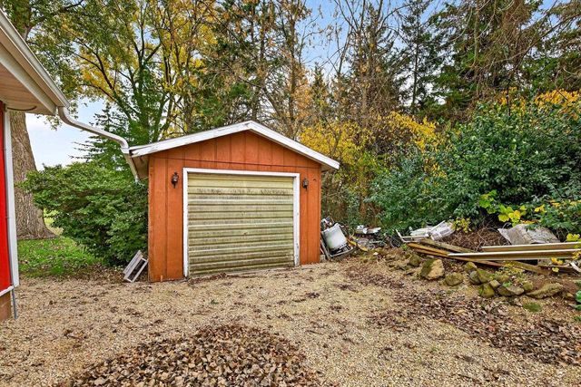 8511 EDGEWATER, Omro, WI 54963