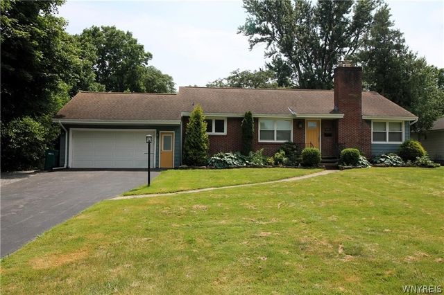 8709 Nottingham, Clarence, NY 14221