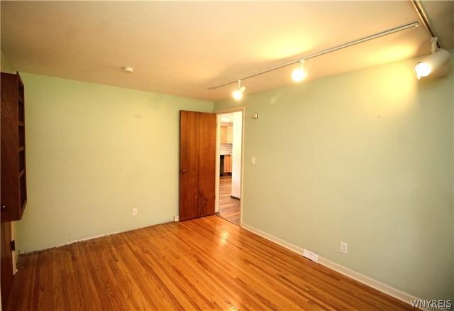 8709 Nottingham, Clarence, NY 14221