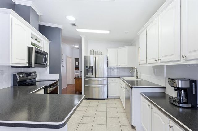 2108 ILLINOIS AVENUE, Bradenton, FL 34207