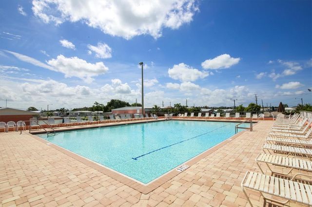 2108 ILLINOIS AVENUE, Bradenton, FL 34207