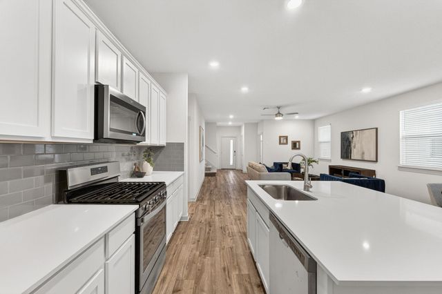 143 Shawii PASS, Leander, TX 78641